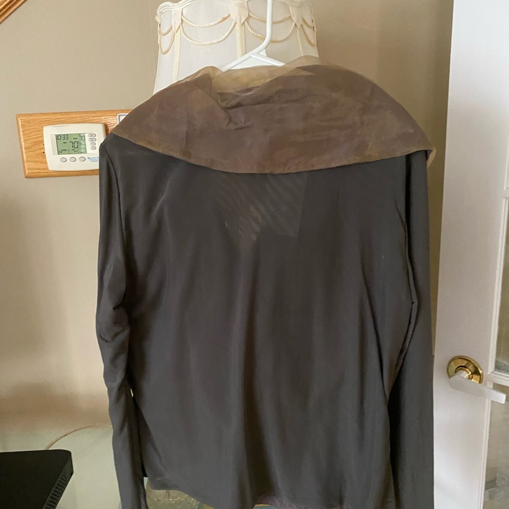 Jacket - Picture 3 of 4